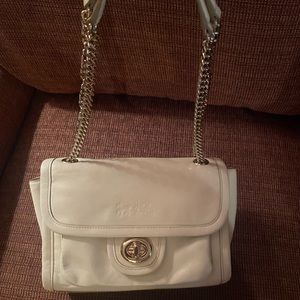 Coach small handbag. Can be used as shoulder bag, cross body or handbag.